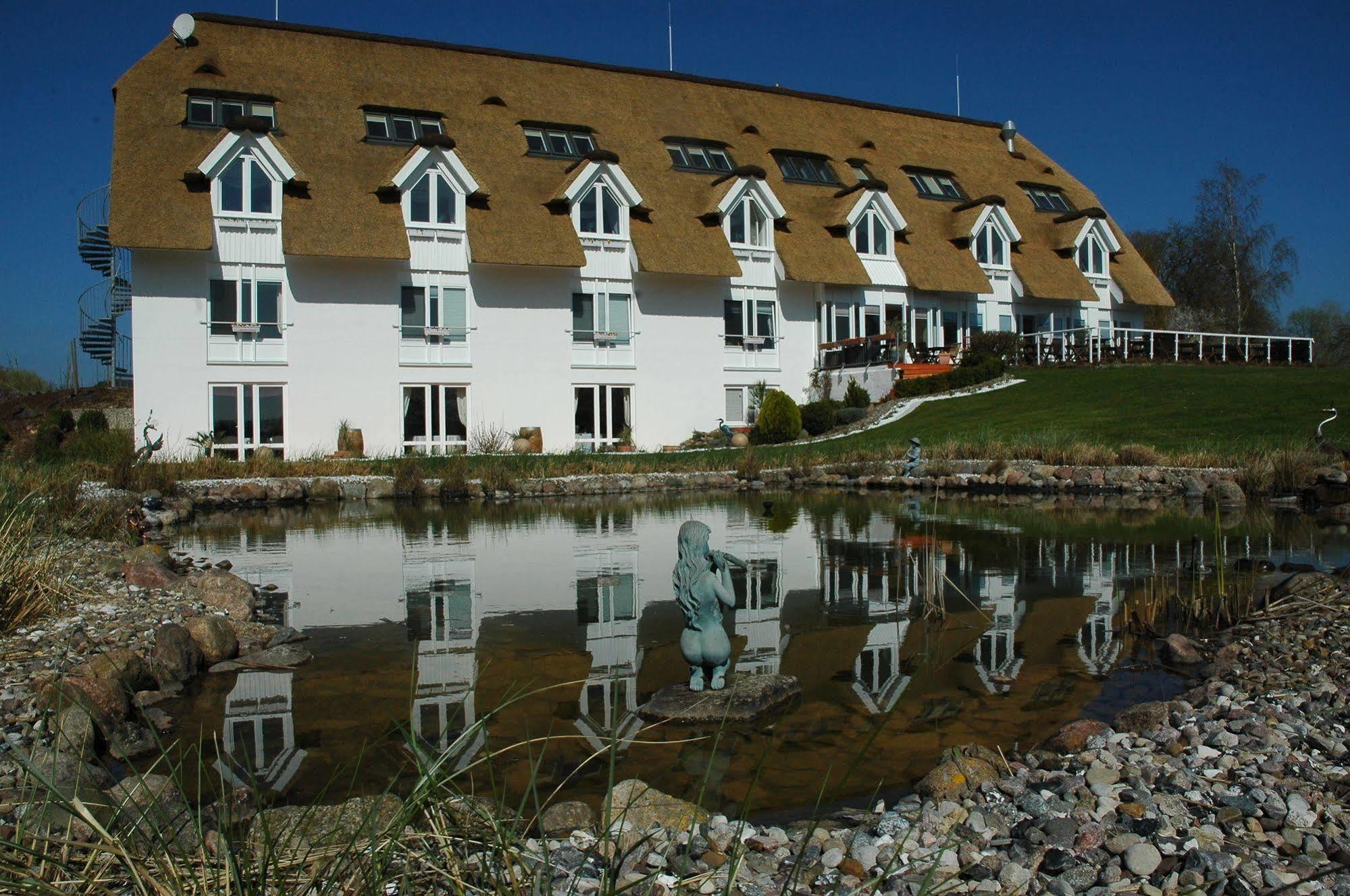 Alago Hotel Am See Cambs Exteriör bild